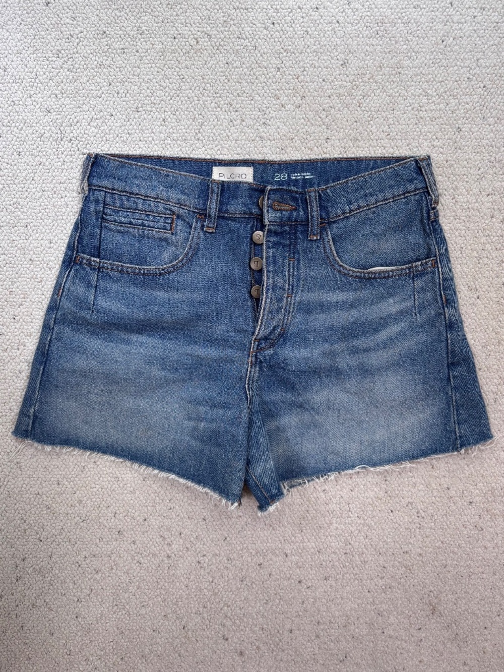 Pilcro button fly relaxed cut-off raw hem distressed denim shorts Size 28